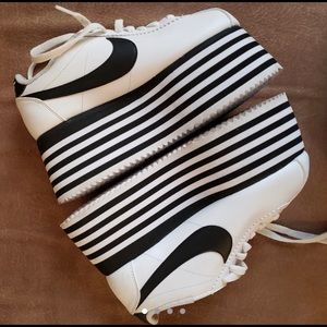 Commes des Garçons x Nike Cortez